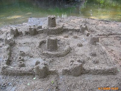 Karatha z písku